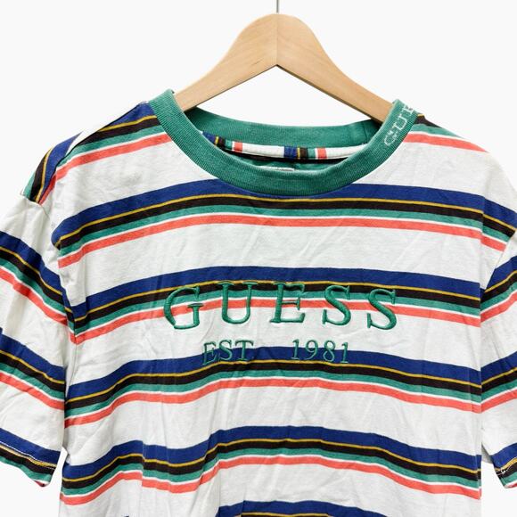 Vintage Guess T-Shirt Embroidered Logo Bundle of 2 Men’s Size Medium - Picture 3 of 14